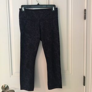 Lululemon Capri yoga pant